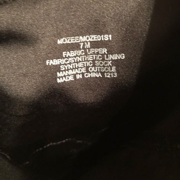 🆕 Steve Madden Rose Embroidered Boots - Picture 5 of 8